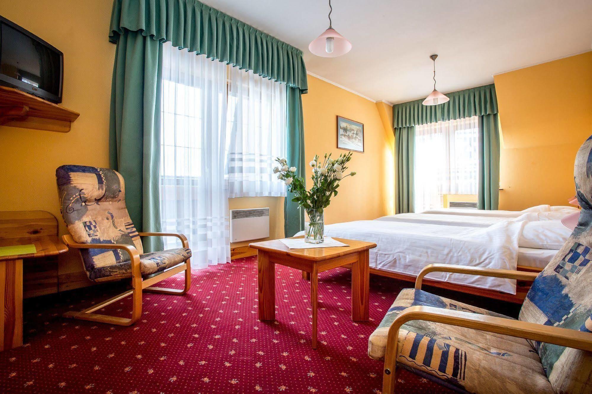 Hotel Skalny ซาโกปาเน ภายนอก รูปภาพ